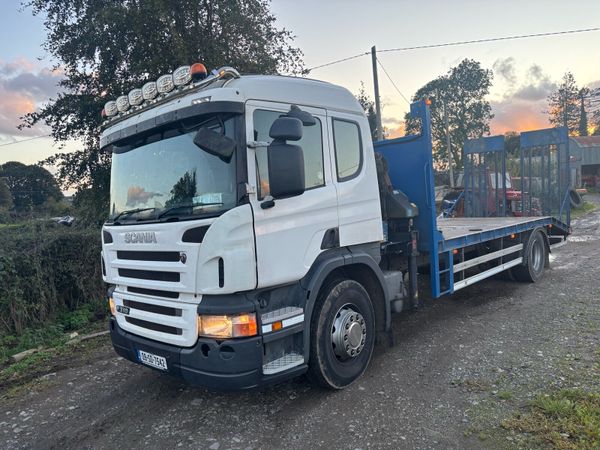 2009 Scania P320 manual crane plant truck - Main image