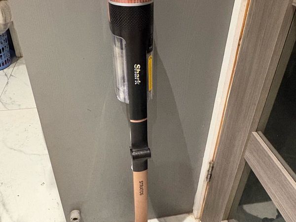 Shark vacuum - Main image