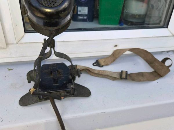 Old  world war 2 communication  phone - Main image