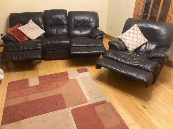 3 plus 1 leather recliner chairs - Main image