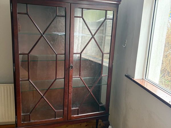 Glass cabinet - Main image