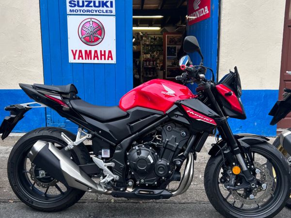 261 Honda Hornet 500 - Main image