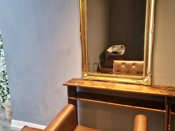 Hairdresser Rent - Main image
