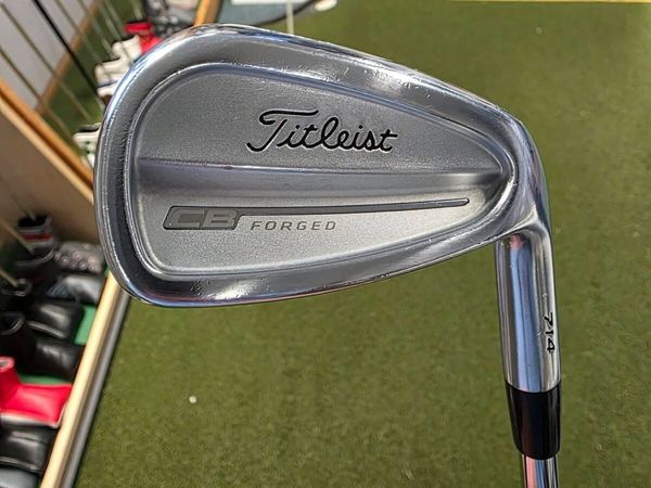 Titleist Cb 714 Forged Irons - Main image