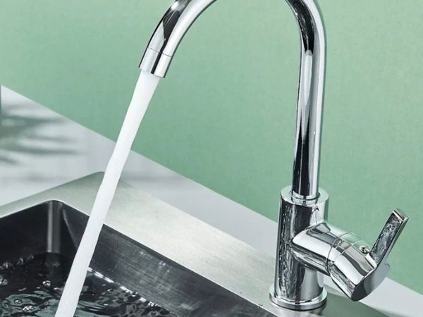 Kitchen Sink Mixer Tap Swivel Faucet NEW - Main image
