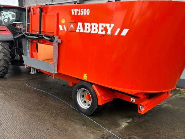 New Abbey VF1500 Twin Auger Diet Feeder - Main image