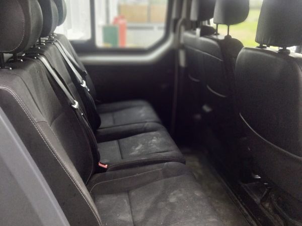 Nissan NV300 - Main image