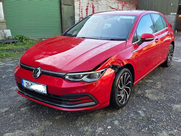 Volkswagen Golf 2021 1.5 eTSI 130HP Style DSG MHEV - Main image