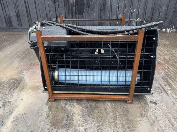 SkidSteer Concrete Mixer Bucket (Hydraulic) - Main image