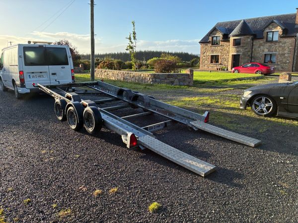 Woodford car transporter - Main image