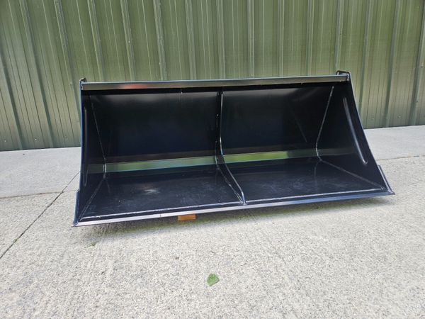 1.6 metre Rhino heavy duty volume buckets - Main image