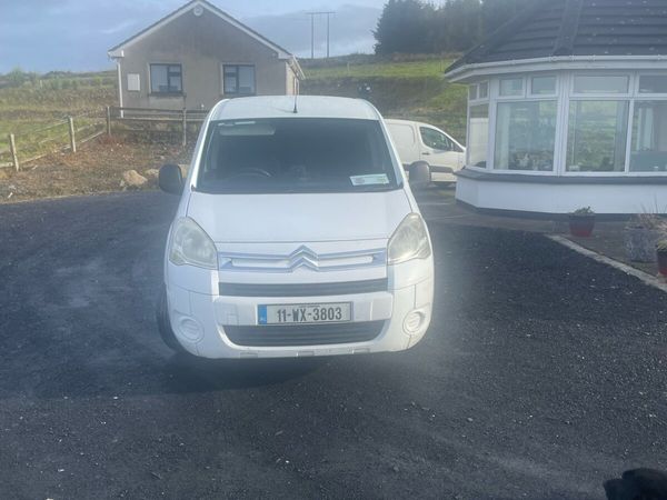 Citron Berlingo - Main image