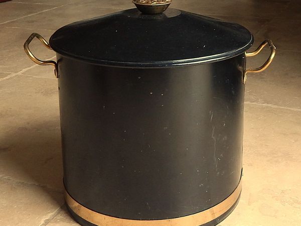 Metal Coal/Log Bin - Main image