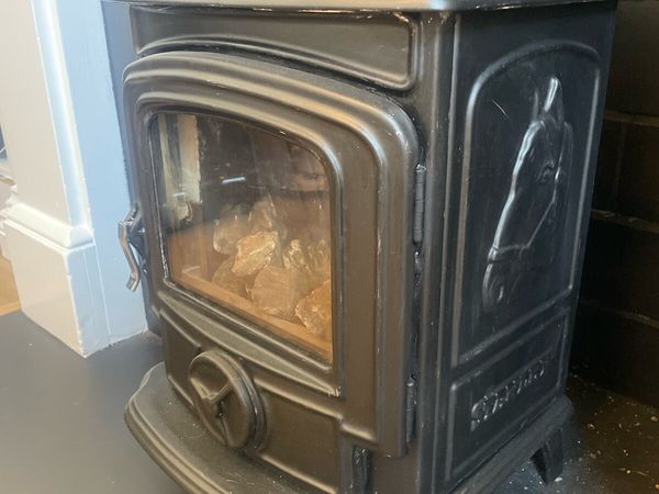 Waterford Stanley Gas Stove cast iron horse head - Main image