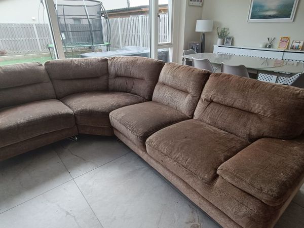 FREE Corner Couch - Main image