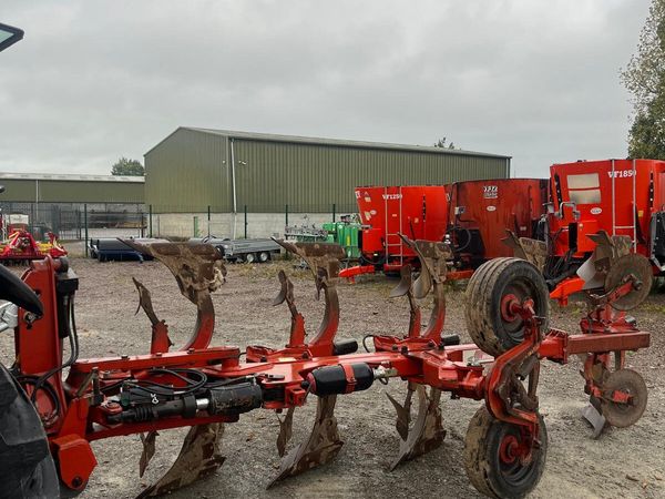 Farm Machinery - Main image
