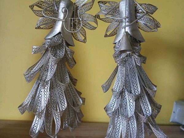 2 Christmas Angel figures - Main image
