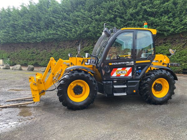 JCB 532-70 INDUSTRY PLUS TELEHANDLER YEAR 2022 - Main image