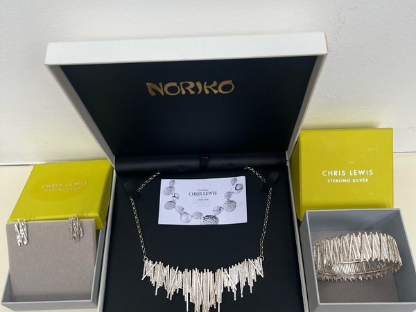 Chris Lewis Jewellery Set - Main image