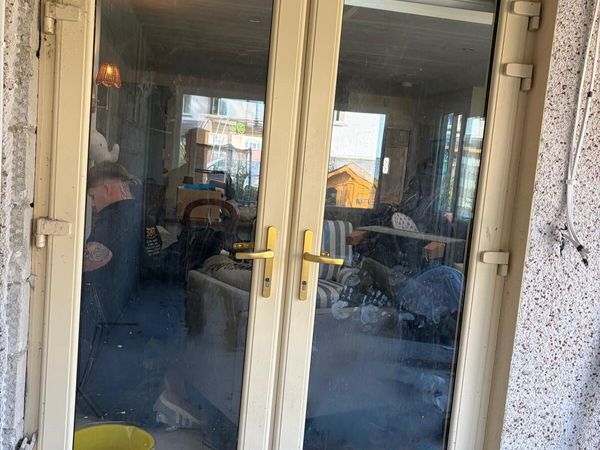 Cream French doors double opening - Main image