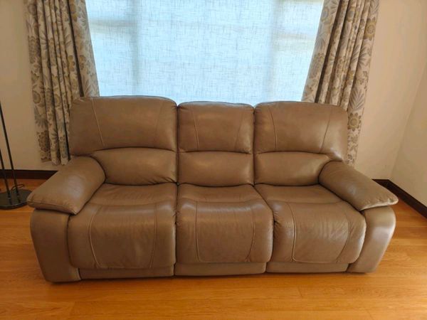 Leather reclining sofa - Main image