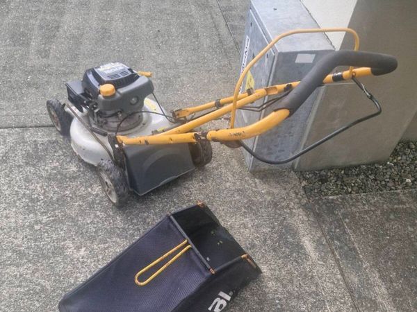 Self drive Lawnmower for sale - Main image