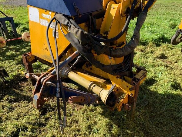 2 x bomford hedgecutters - Main image
