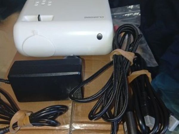 Clokowe M8 digital Projector 1920x1080 superb/c - Main image