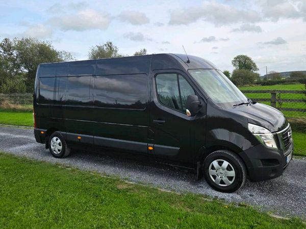 Nissan Interstar Automatic L3H2 180BHP - Main image