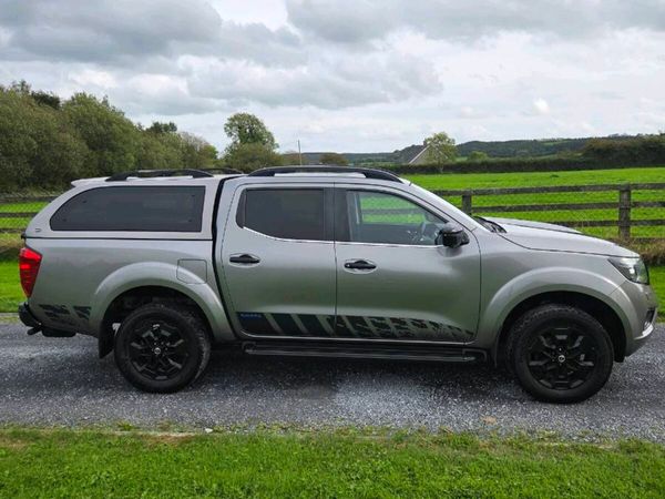 Nissan Navara NGuard Low KM - Main image
