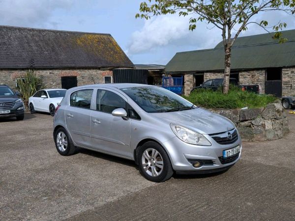 Low mileage tested corsa - Main image