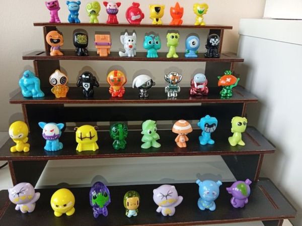 Collection Of Gogos Go Go Crazy Bones Some Rare - Main image