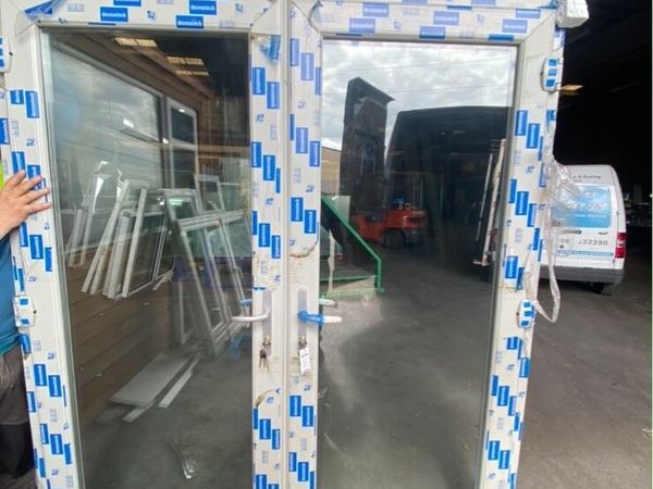 PVC door - Main image