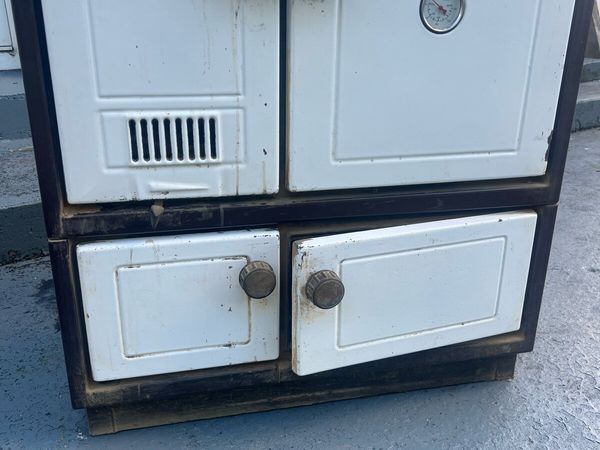 Stanley Super 90 Solid Fuel Range - Main image
