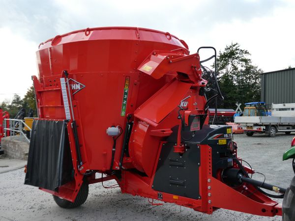 Kuhn DL15.1 Feeder Wagon/ straw bedder - Main image