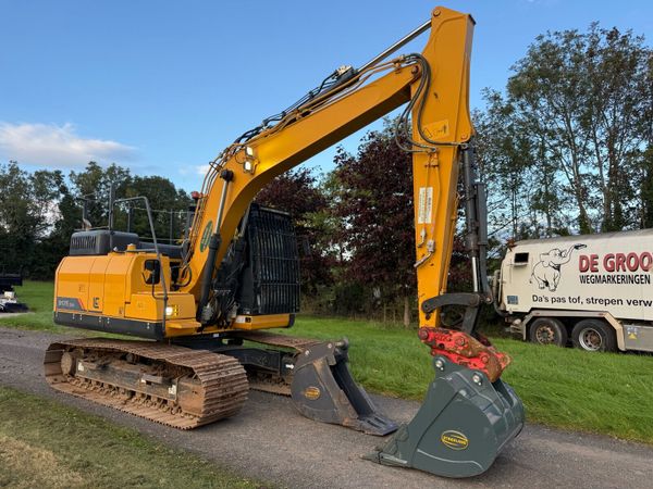 2021 Liugong 917E-DM Digger - Main image