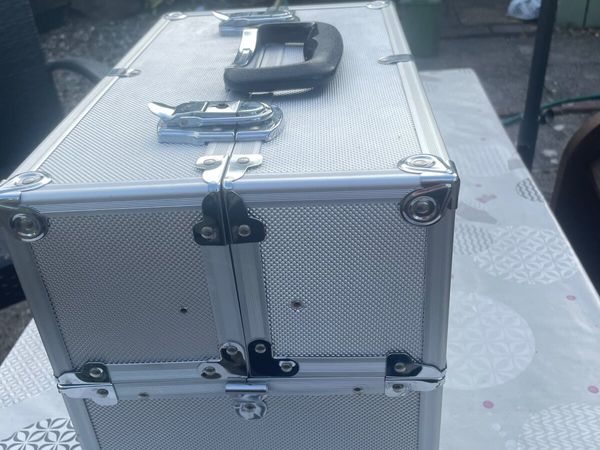 Cosmetic Case & Glass 3 Tier Table - Main image