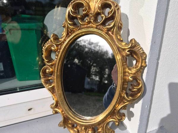 Small  gilt mirror - Main image