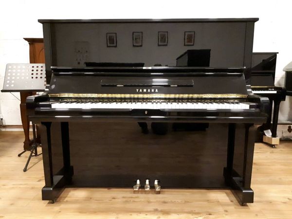 1983 Yamaha U3A | High End Lifetime Instrument - Main image