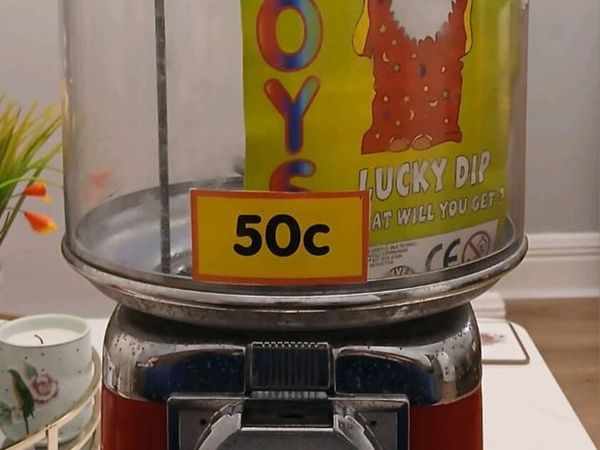 Gumball machines - Main image