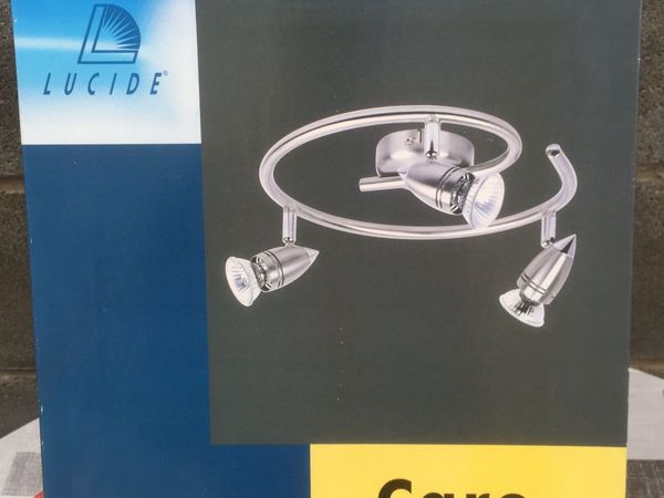 BRAND NEW in Box 3 Way Ceiling Light - Main image