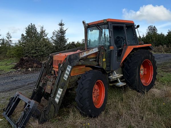 Kubota M9580DT 4WD + FL60 Loader - Engine Damage - Main image