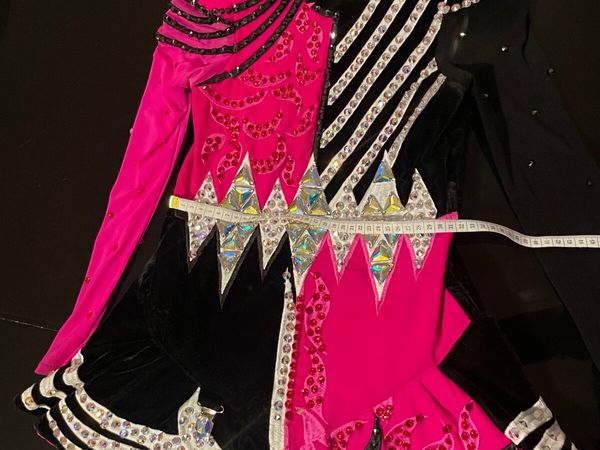 Irish dancing costume - Main image