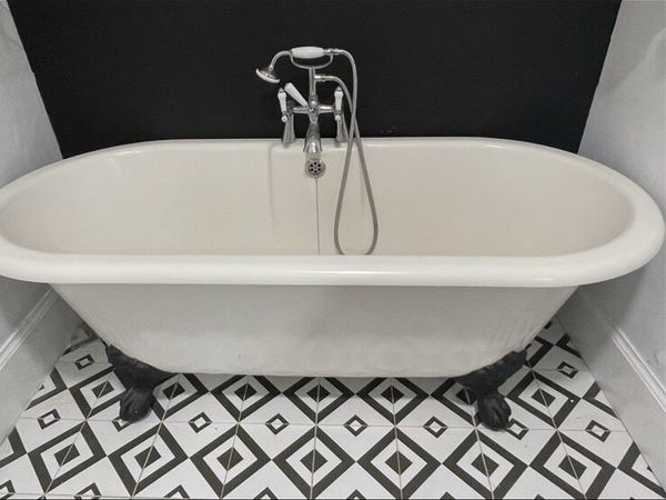 Free standing bath - Main image