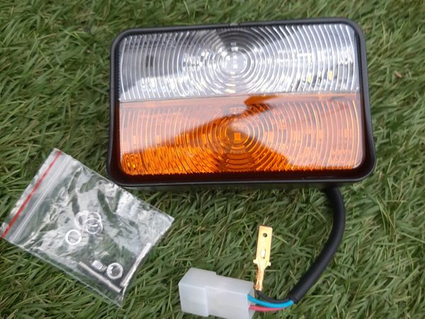 Parkers Indicators LED. Fiat, JD, MF, NH - Main image