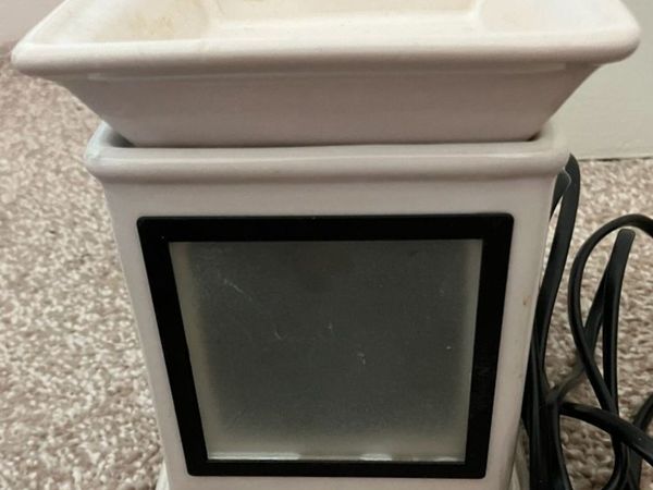 Scentsy Wax Warmer - Main image