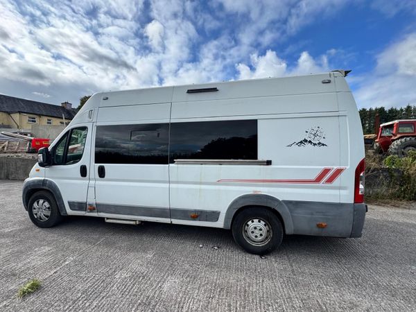 Camper van - Main image