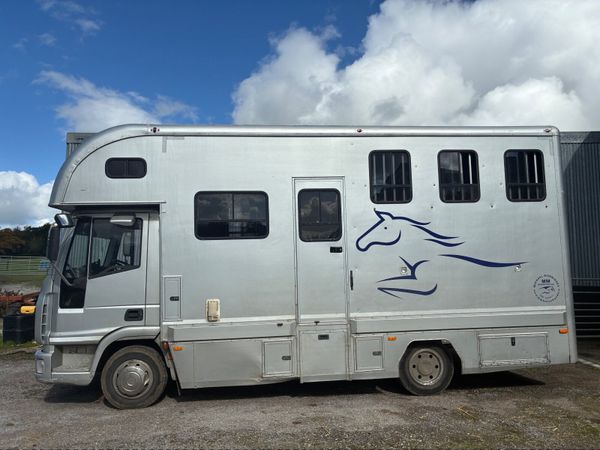 2006 Iveco silver horse lorry - Main image