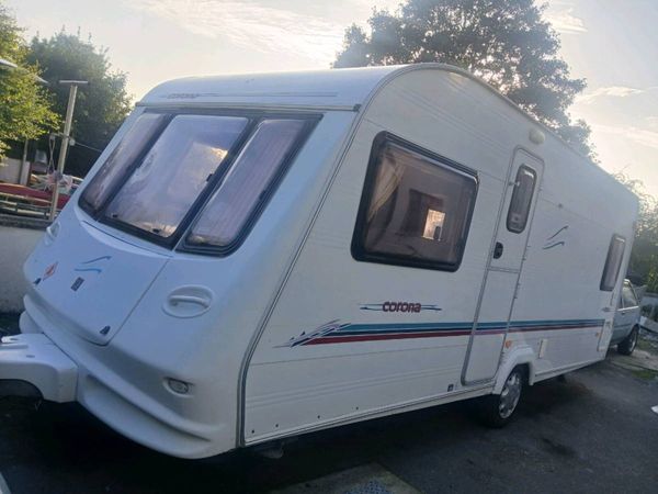Compass corona fixed bed caravan - Main image