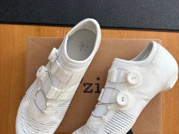 FizikVega Carbon Cycling Shoes - Main image